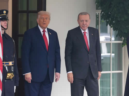 Cumhurbaşkanı Erdoğan, ABD Başkanı Trump ile görüştü