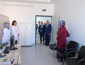 Vali ÇİÇEKLİ Karaman Sağlıklı Hayat Merkezi’ni Ziyaret Ederek İncelemelerde Bulundu