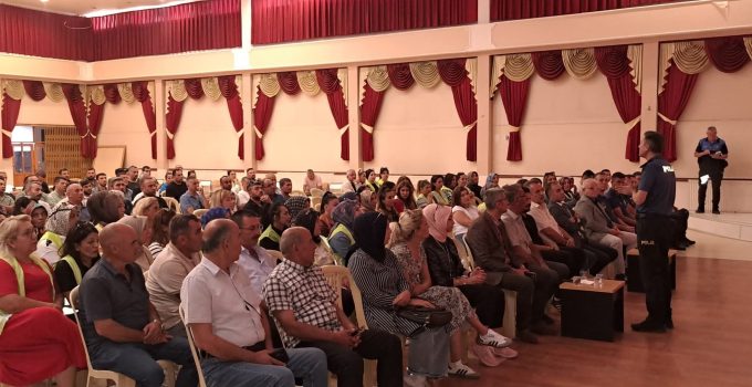 Ereğli’de Öğrenci Servisleri ve Rehber Personellere Trafik Güvenliği Eğitimi