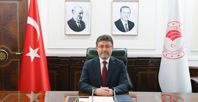 Bakan Yumaklı: 38 ilde hayvan pazarları yeniden açıldı