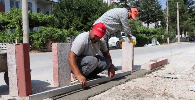 Ereğli Belediyesi’nden Kaldırım Onarım ve Yenileme Çalışmaları