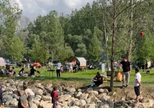 Fahri Vardar Mesire Alanı Dolup Taşıyor