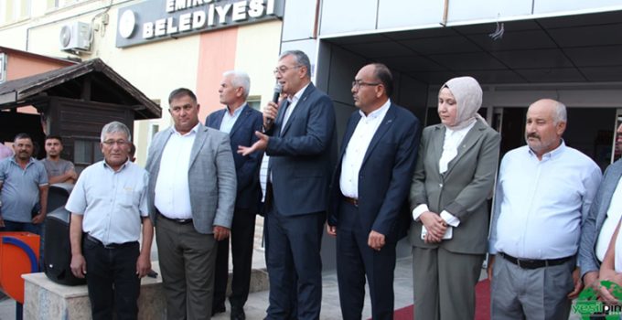 Mertcan, AK Parti’ye Katılımının Ardından Emirgazi’de Vatandaşlarla Buluştu