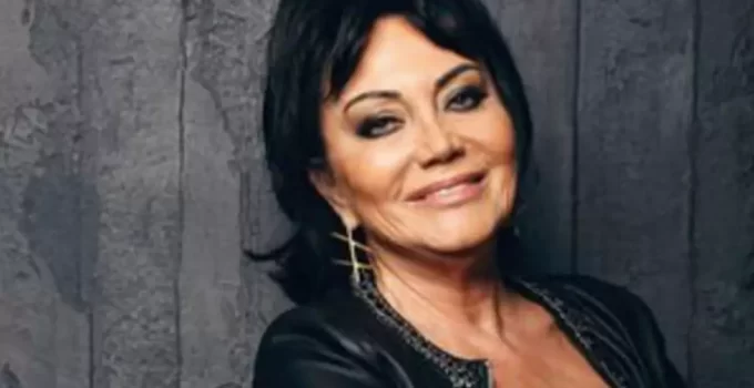 Türk sinemasının ünlü ismi Anta Toros hayatını kaybetti