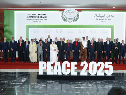 Cumhurbaşkanı Erdoğan, Mısır’da “Barış için Şarm El-Şeyh Zirvesi”ne katıldı