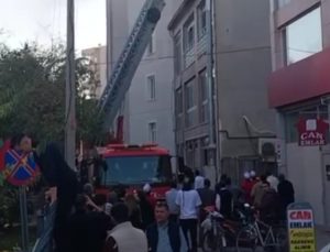 Ereğli’de İşyerinin Çatısı Yandı