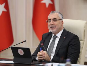 Emeklilerin Zam Farkları ve Ek Ödemelerinin Yatacağı Tarih Belli Oldu