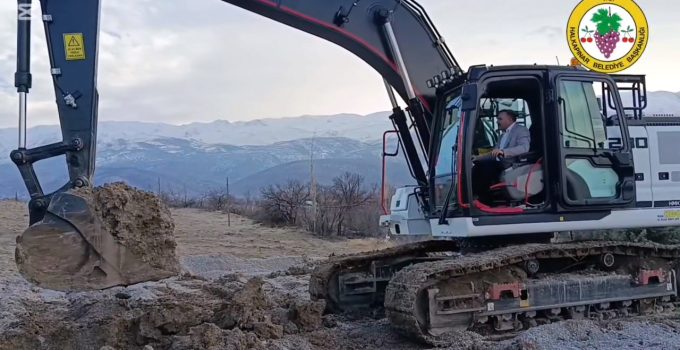 Yeni Belediye Binası için İlk Kazama Vuruldu