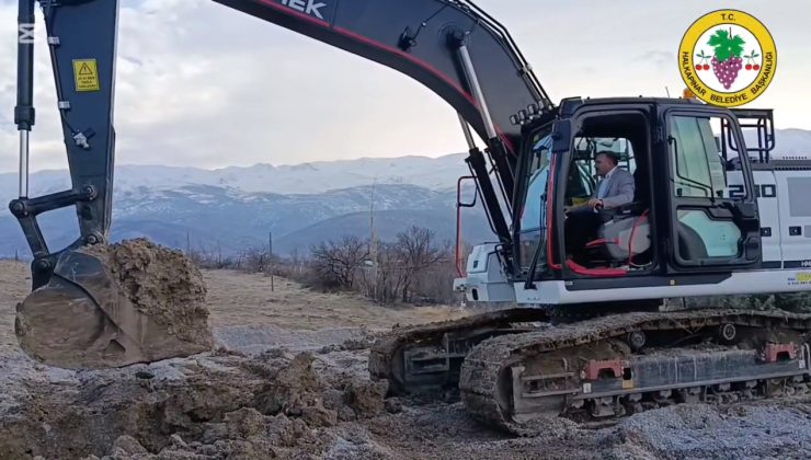 Yeni Belediye Binası için İlk Kazama Vuruldu