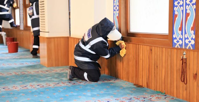 Ereğli’de Camilere Ramazan Ayı Bakımı