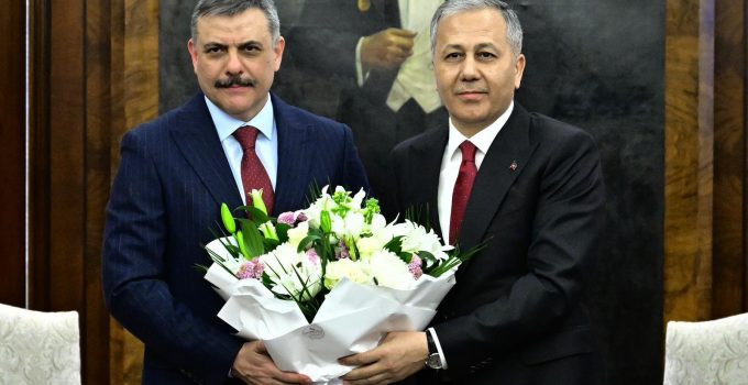 İçişleri Bakanlığı Devir Teslim Töreni Gerçekleştirildi