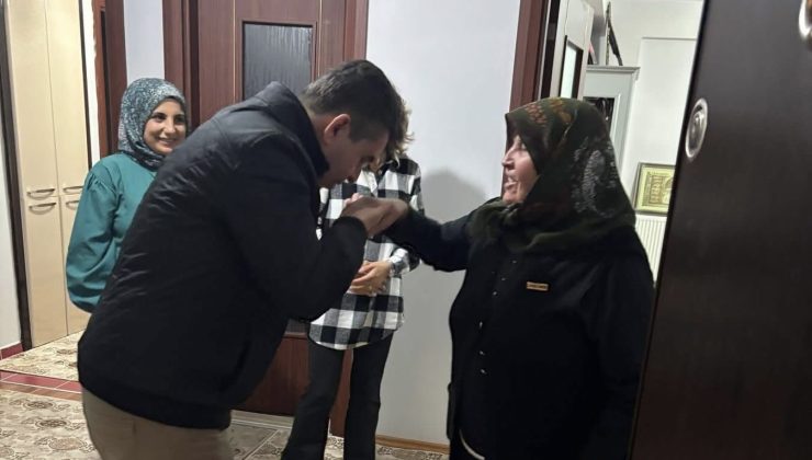 Kaymakam Eren Şehit Ailesi ile İftar Sofrasında Buluştu