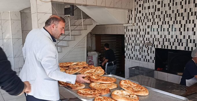 Başkan Mehmet Vardar Öncülüğünde Tek Yürek, Tek Sofra