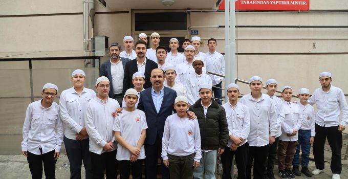 Başkan Altay Eğitimine Devam Eden Hafız Adayları için Eğitim Desteği Başvurularının Başladığını Açıkladı