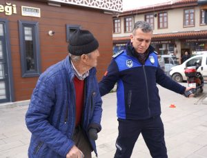 Ereğli Belediyesi Zabıta Ekipleri Dilencilere Göz Açtırmıyor