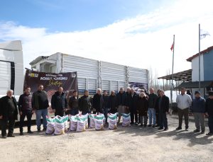 Başkan Altay: “Az Su İsteyen Ürünlerin Yaygınlaşması için Çiftçimize 115 bin 875 Kilo Nohut Desteğinde Bulunduk”