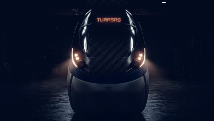 Türkiye’nin Ürettiği İlk Hızlı Tren Raylara İniyor