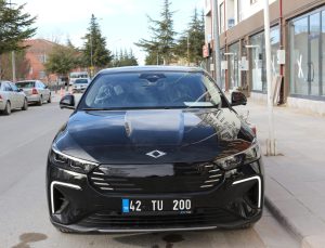 Büyükşehir Belediyesi’nden İlçe Belediyelerine TOGG Hibe Etti