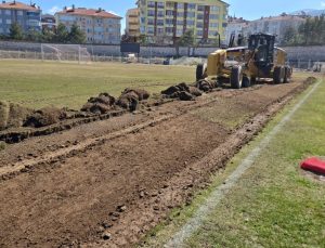 Nasreddin Hoca Stadyumu Sentetik Sahaya Dönüştürülüyor