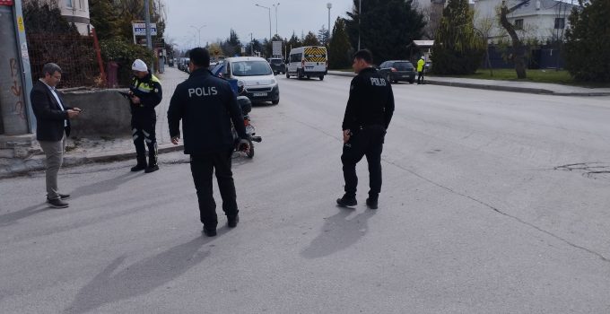 Ereğli’de otomobil ile motosiklet çarpıştı; 2 yaralı