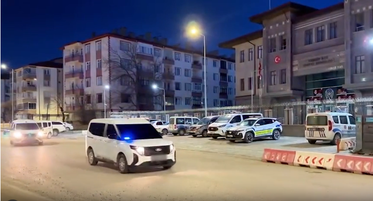 “71 İlde Uyuşturucu Madde Satıcılarına Yönelik Düzenlenen Operasyonlarda 1 Ton 231 Kilo Uyuşturucu Madde Ele Geçirildi”