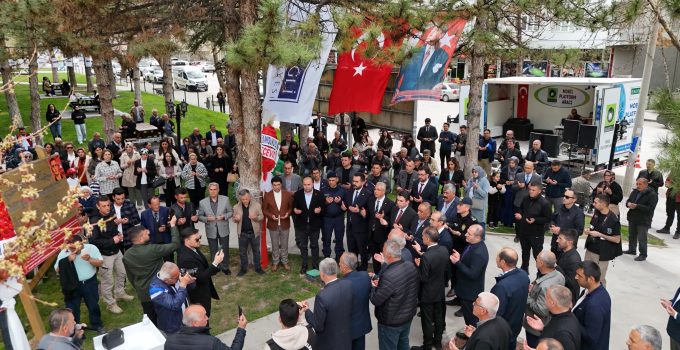 Şehidimizin ismi parkımızda yaşayacak…“Bahçelievler Şehit Polis Memuru Emrah Büke Parkı”