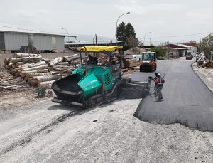 Mahrukatçılar Sitesi’nde Sıcak Asfalt Çalışmaları Tamamlandı