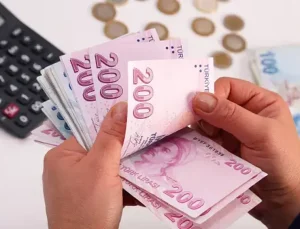 Memur ve emeklilerin zam oranları belli oldu.